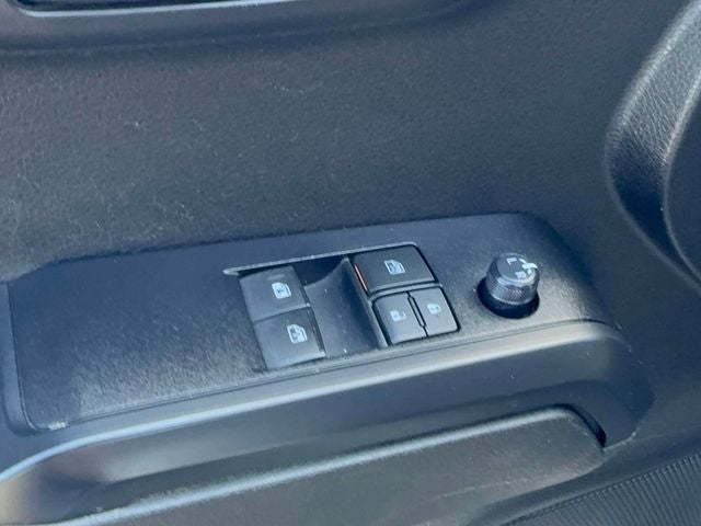 2022 Toyota Tacoma SR V6