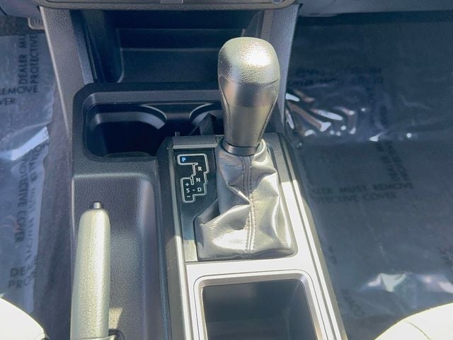 2022 Toyota Tacoma SR V6