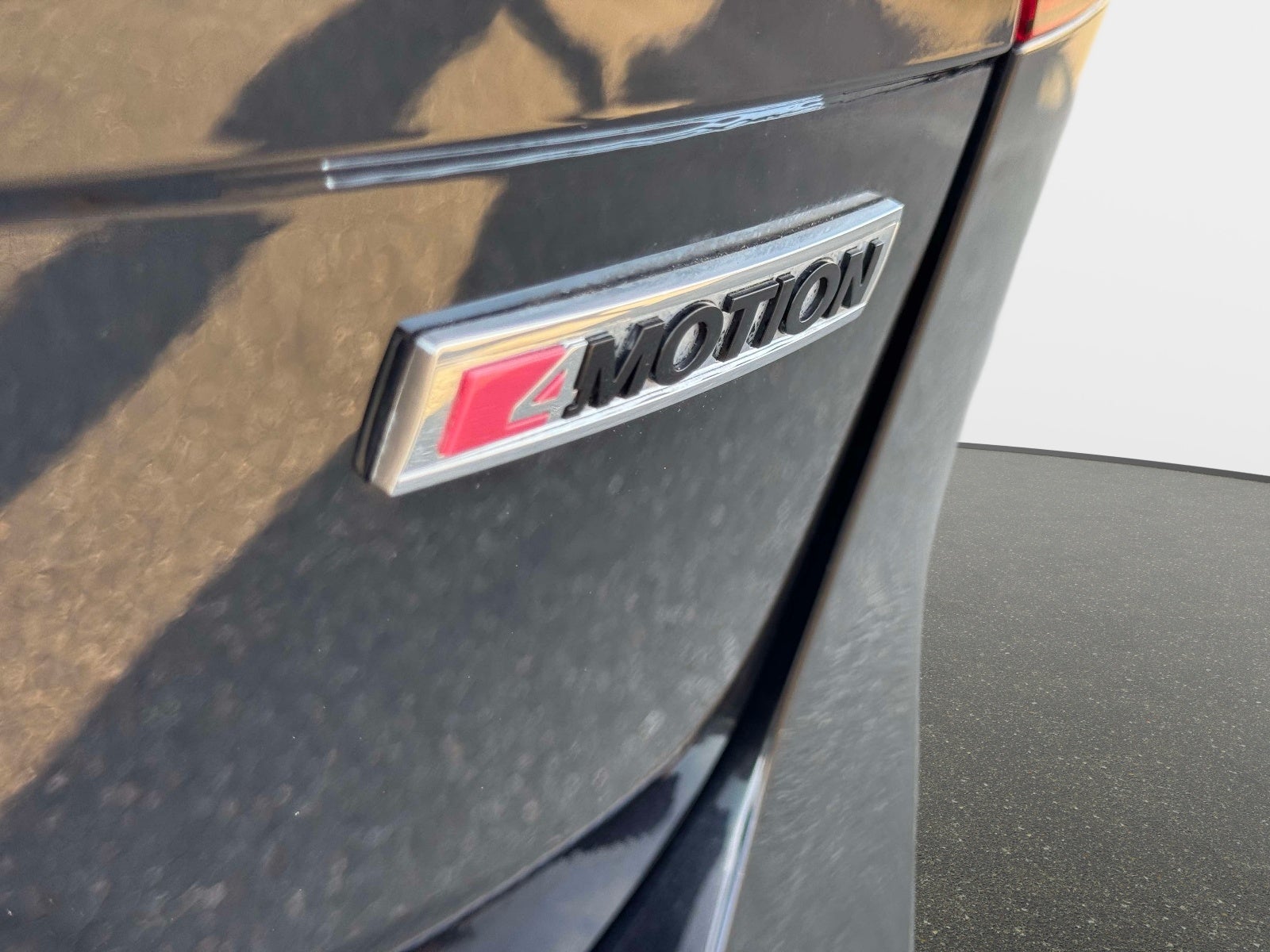 2020 Volkswagen Tiguan 2.0T SE 4Motion