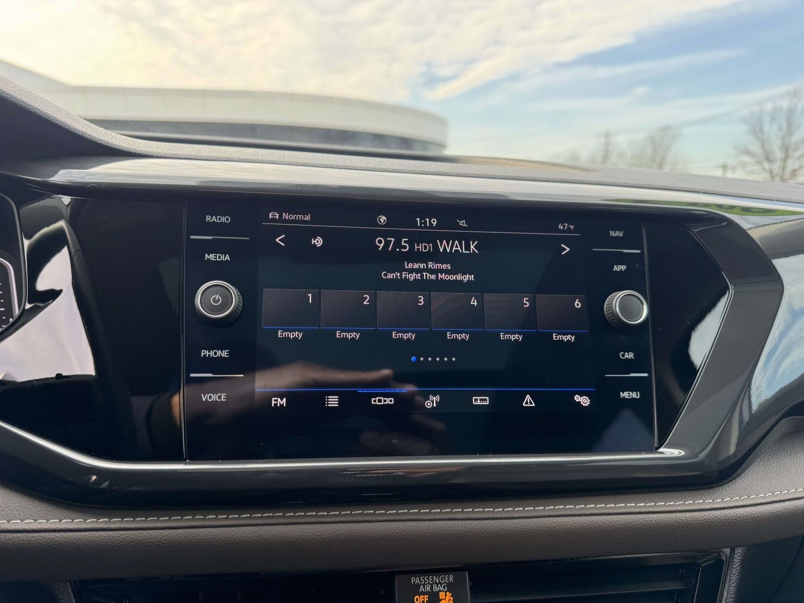 2023 Volkswagen Taos 1.5T SEL