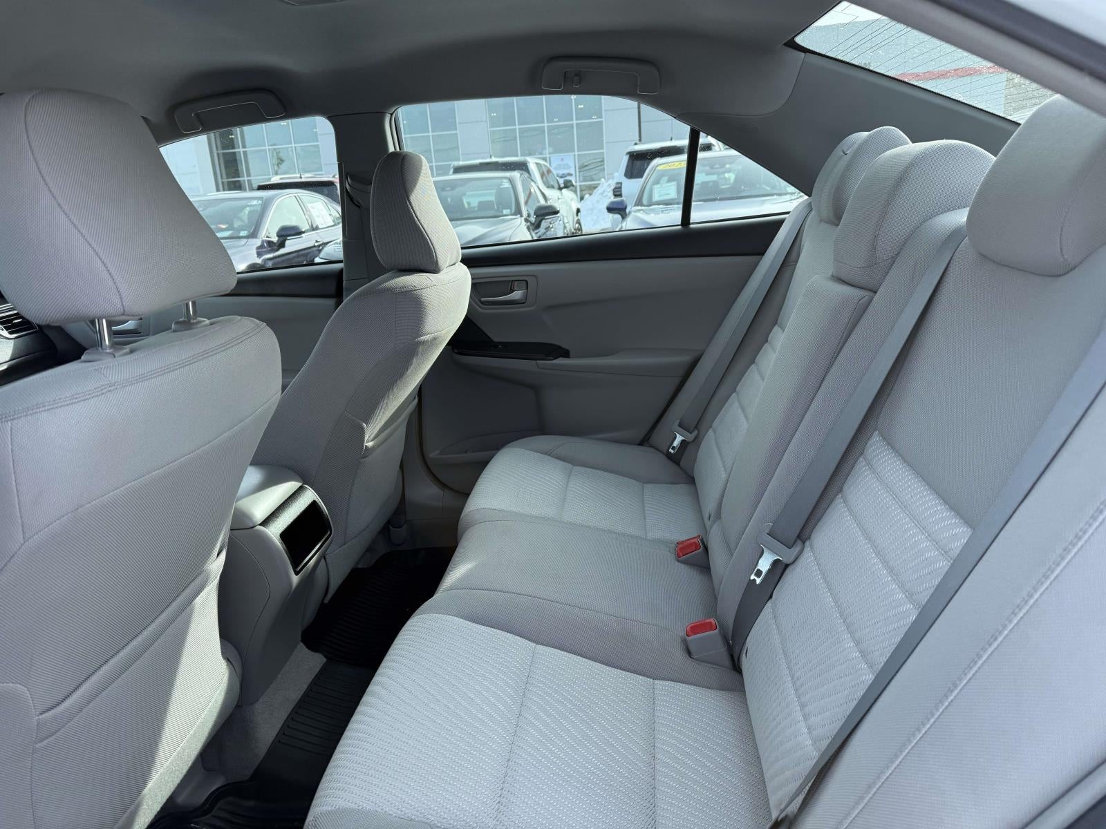 2017 Toyota Camry LE