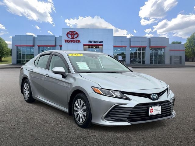 2024 Toyota Camry Hybrid LE