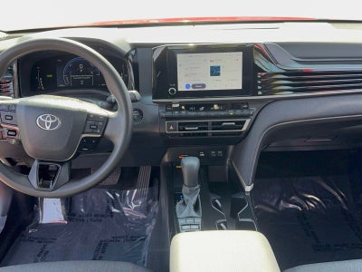 2025 Toyota Camry LE