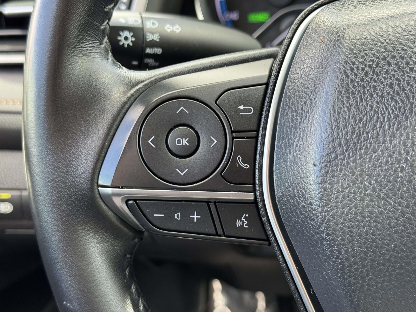 2020 Toyota Camry Hybrid XLE