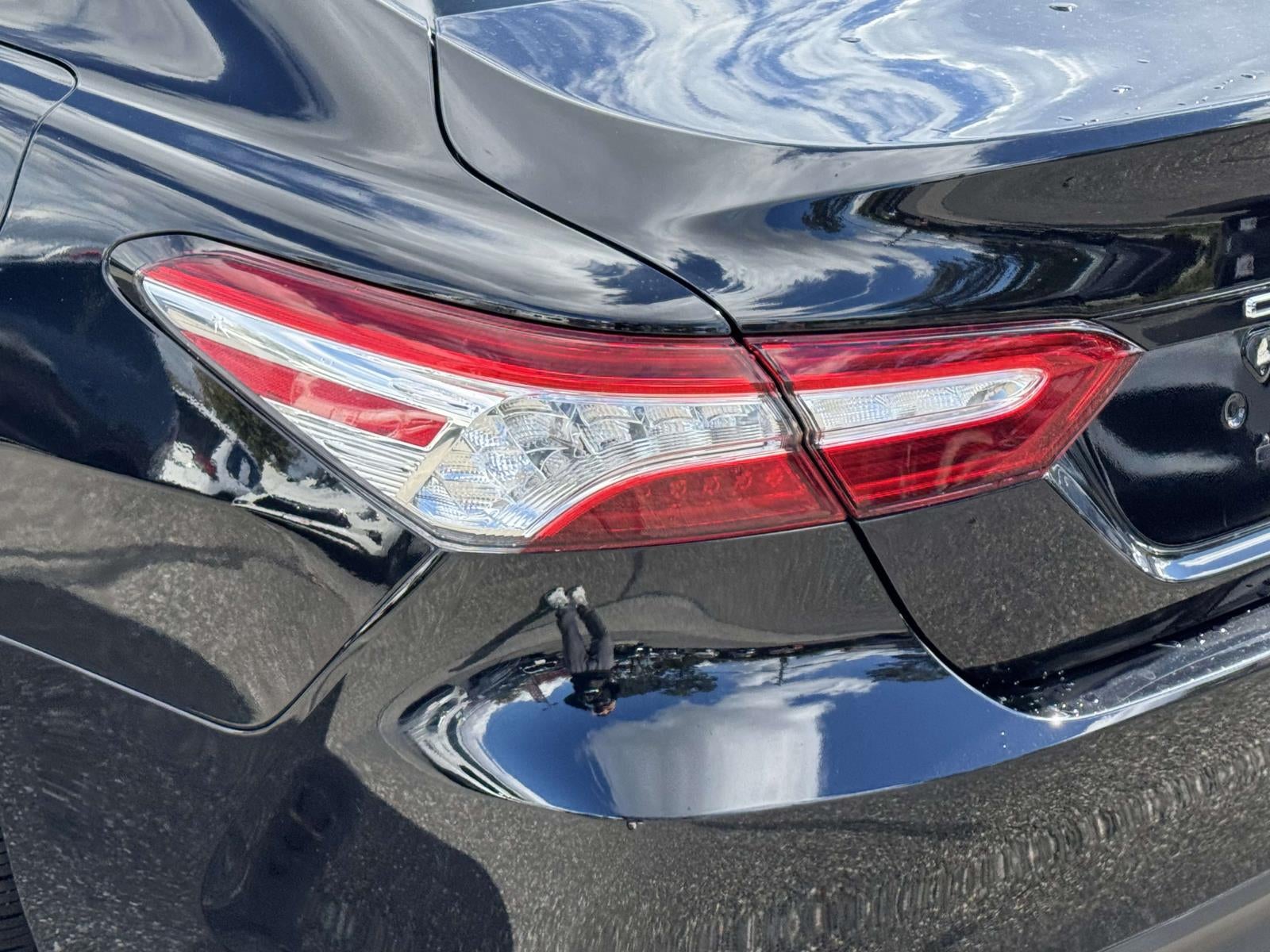 2020 Toyota Camry Hybrid XLE