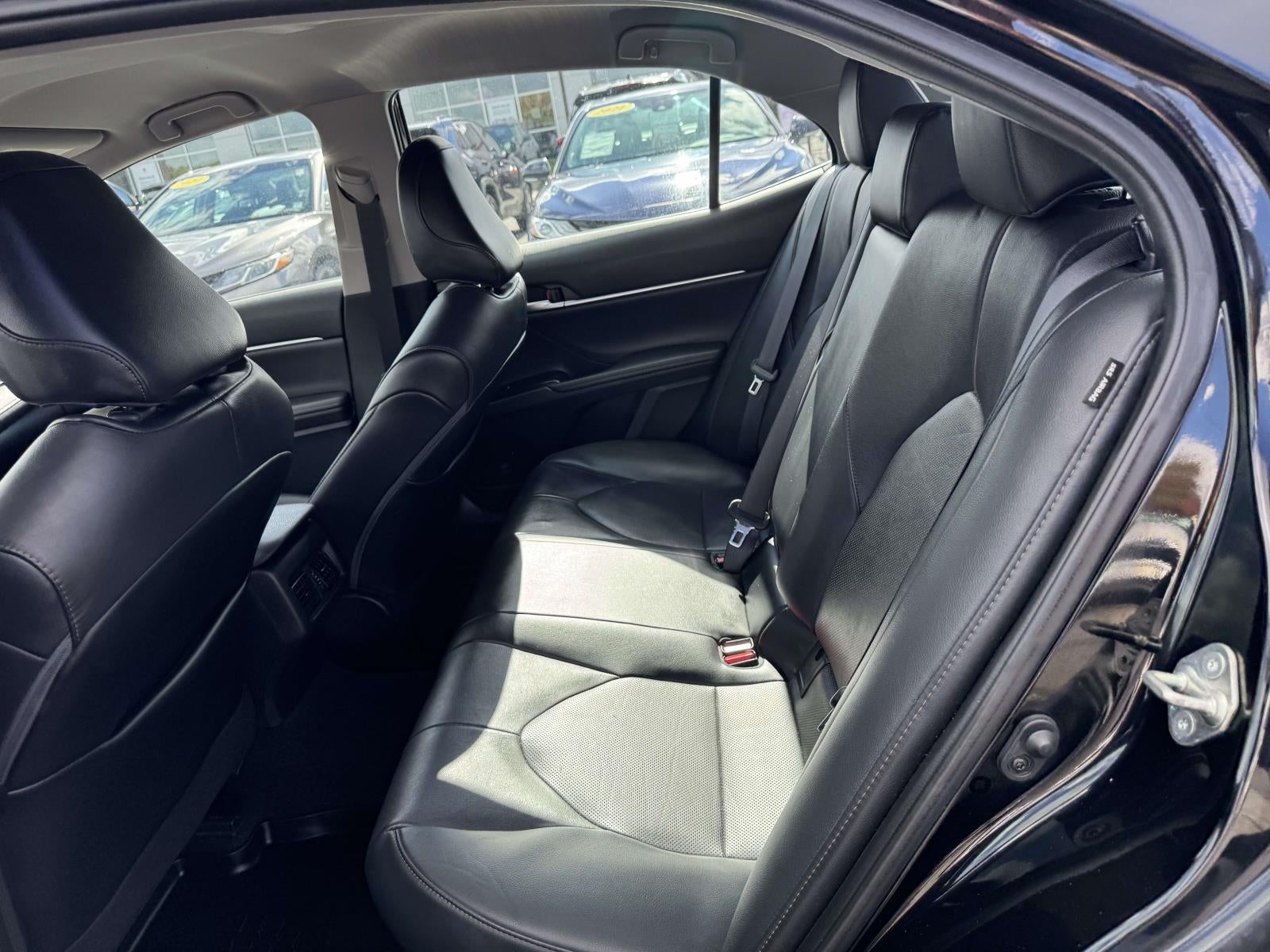 2020 Toyota Camry Hybrid XLE