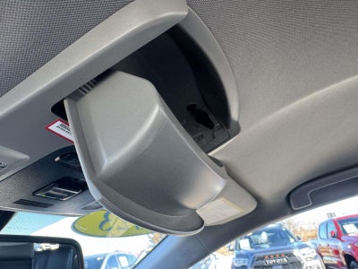 2023 Toyota Camry Hybrid XLE