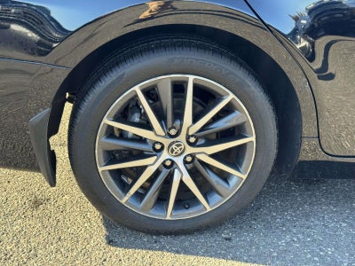 2023 Toyota Camry Hybrid XLE