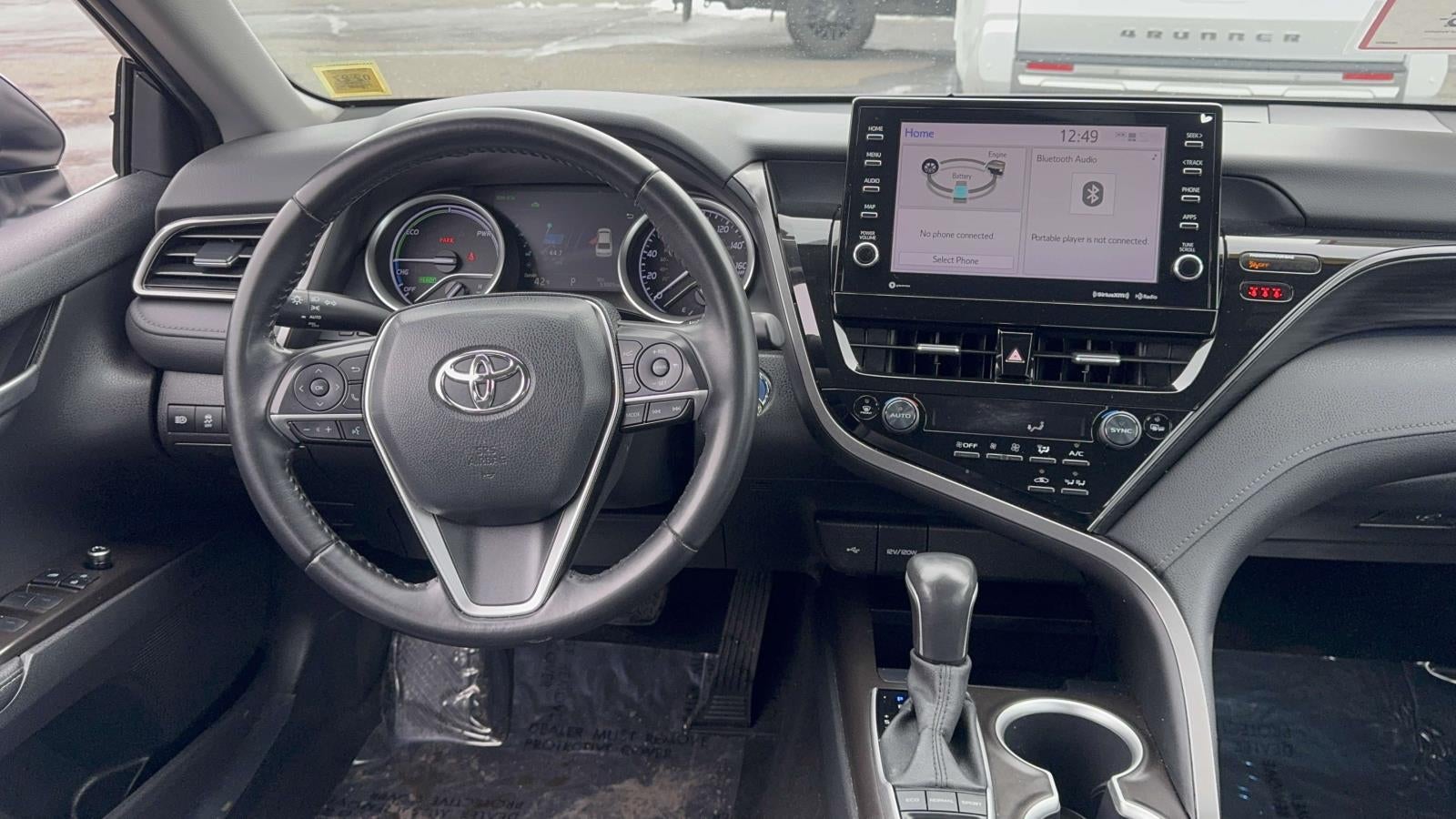 2021 Toyota Camry Hybrid XLE