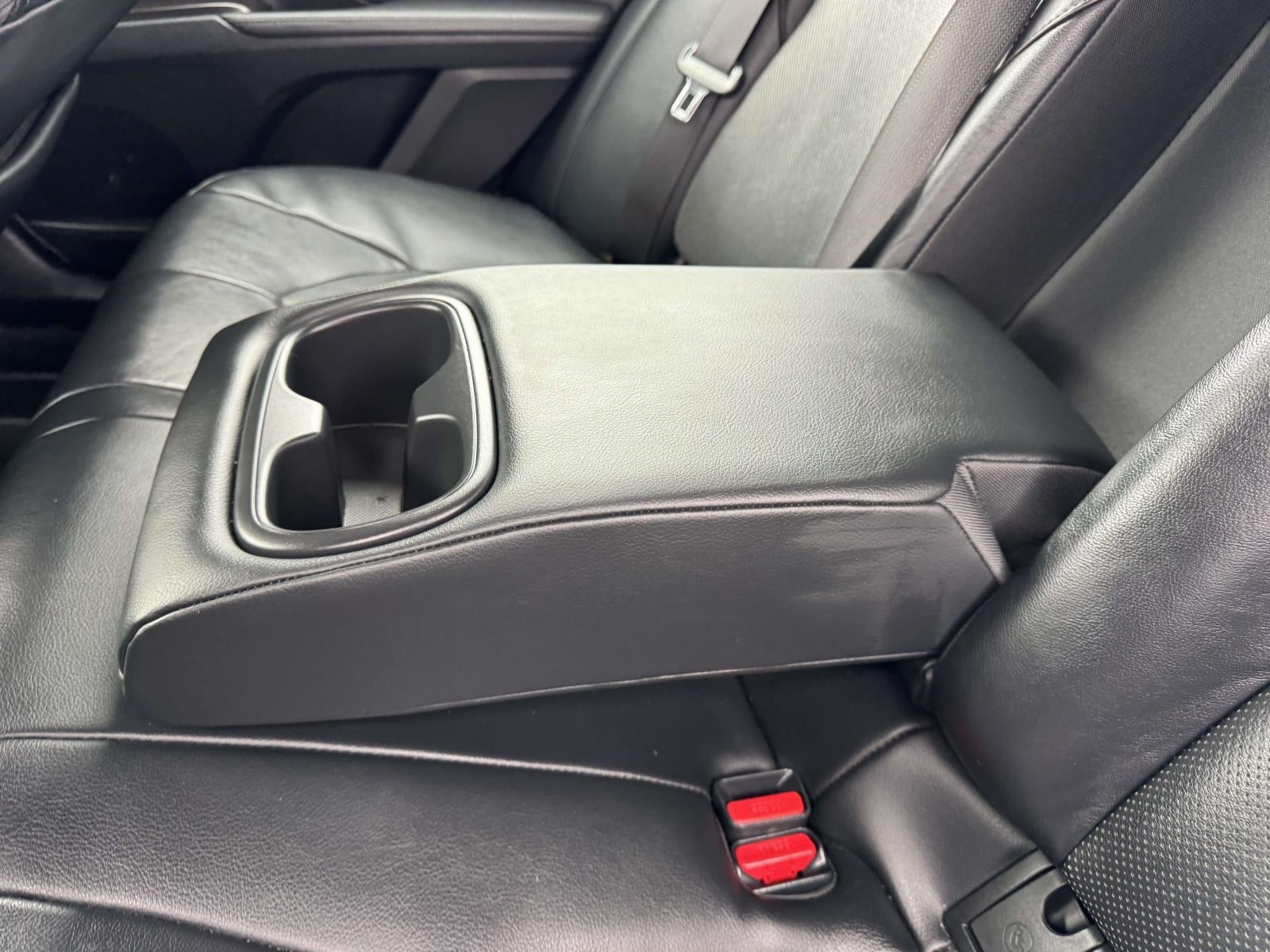 2021 Toyota Camry Hybrid XLE