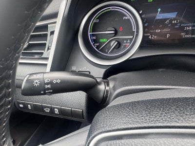 2021 Toyota Camry Hybrid XLE
