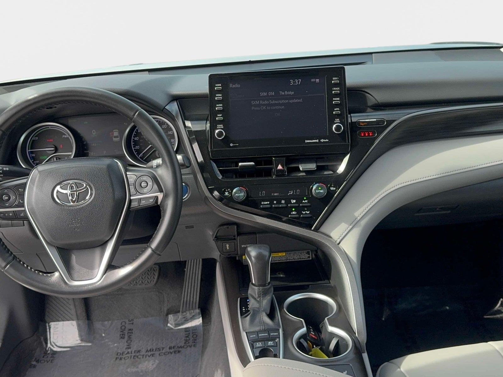 2021 Toyota Camry Hybrid XLE