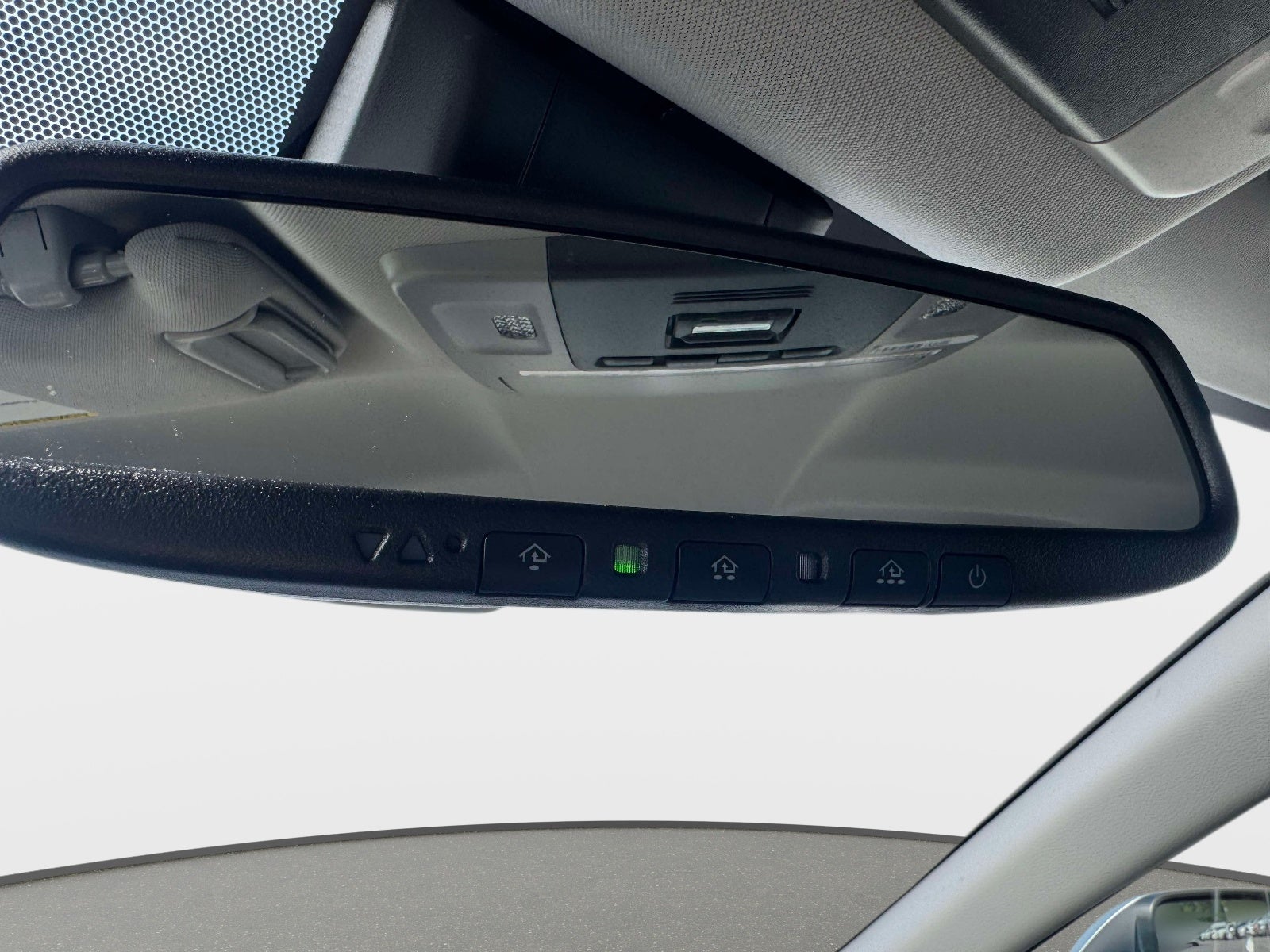2021 Toyota Camry Hybrid XLE
