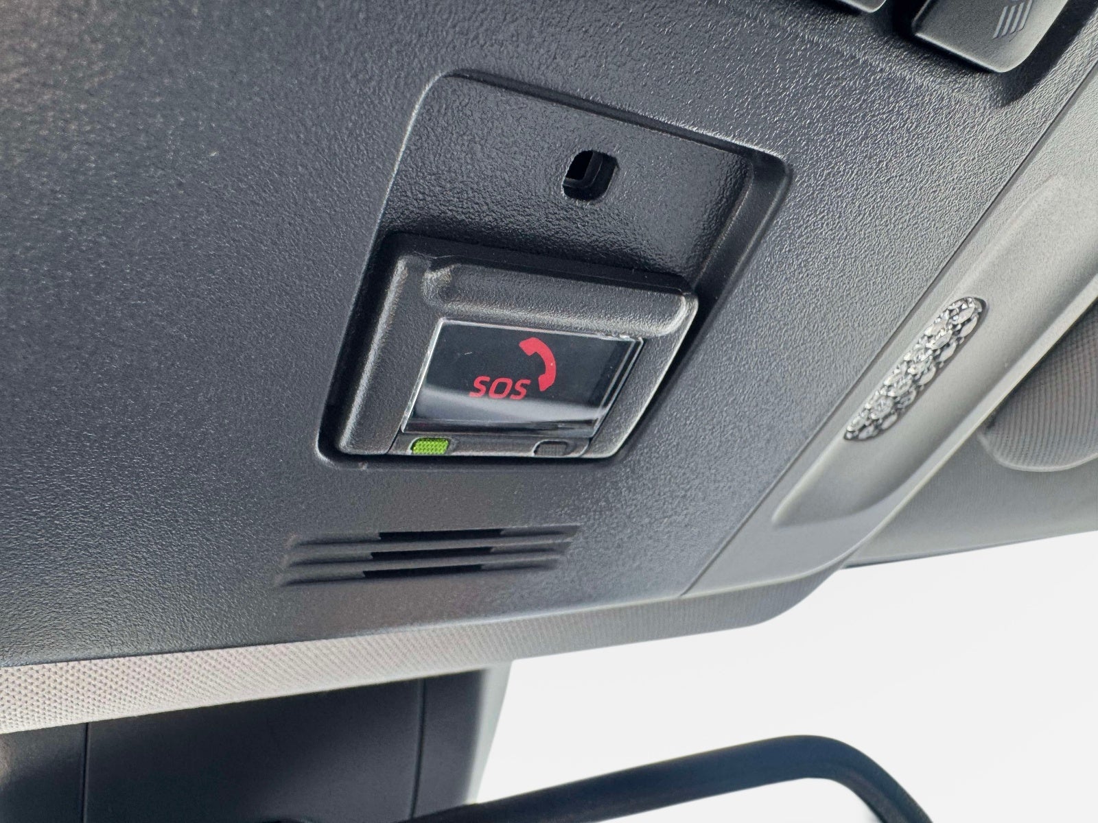 2021 Toyota Camry Hybrid XLE