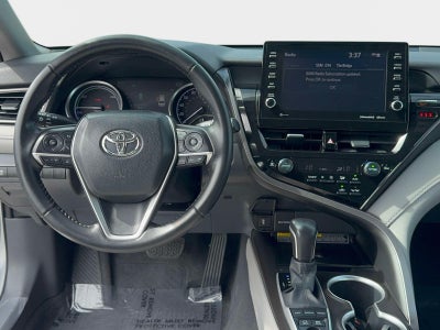 2021 Toyota Camry Hybrid XLE