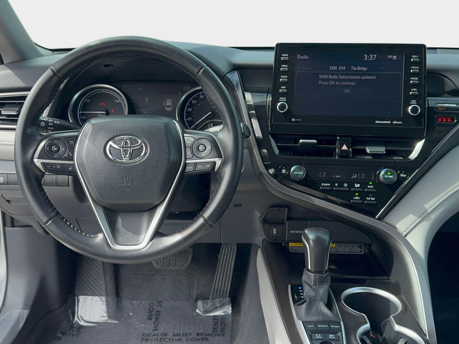 2021 Toyota Camry Hybrid XLE
