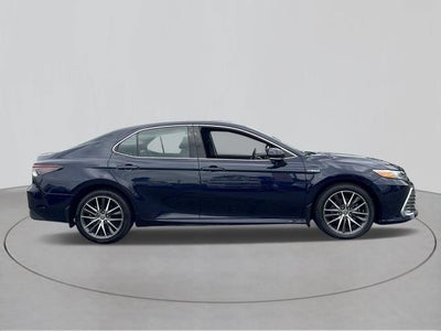 2021 Toyota Camry Hybrid XLE