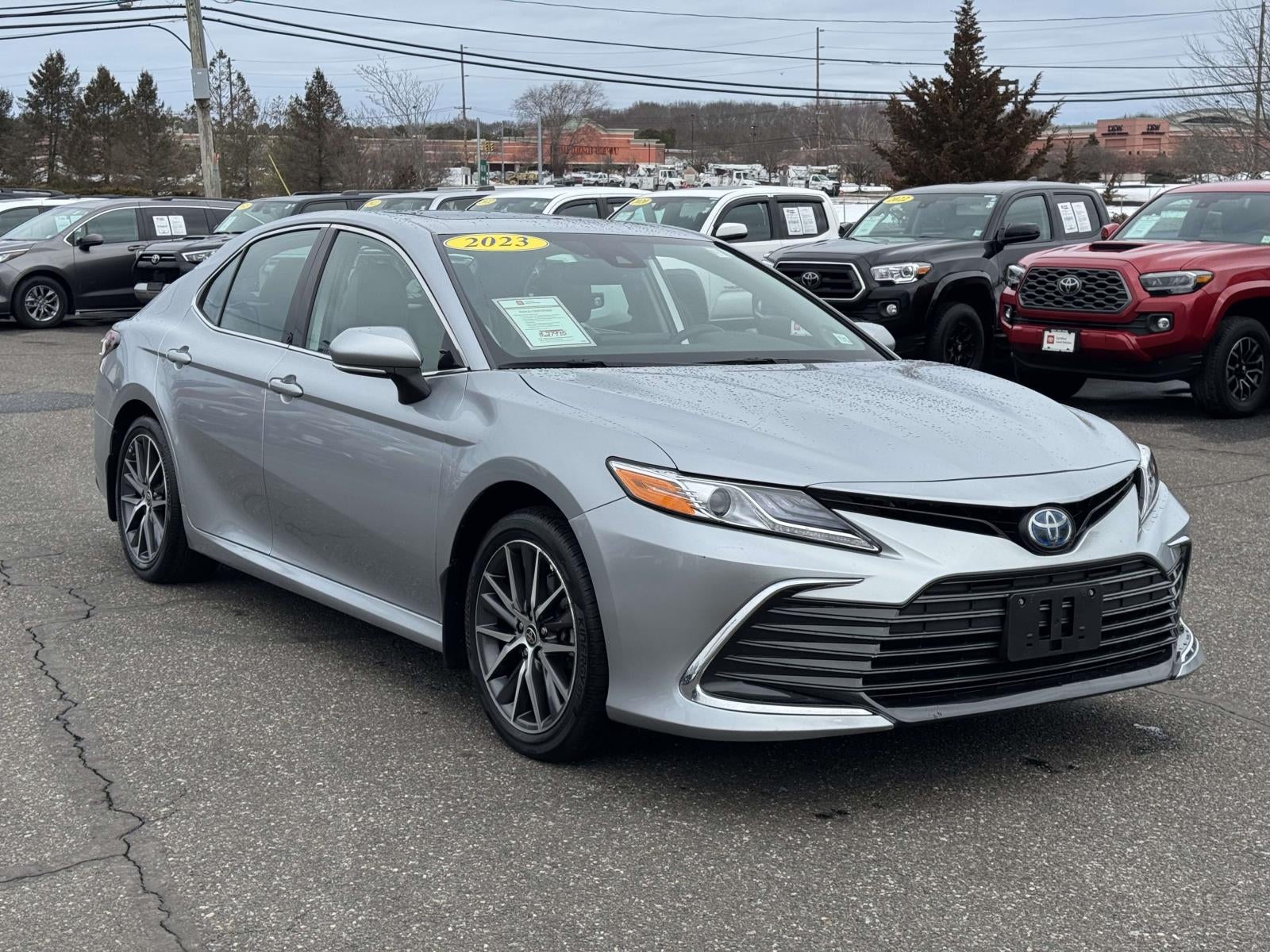 2023 Toyota Camry Hybrid XLE