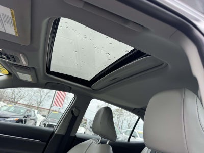 2023 Toyota Camry Hybrid XLE