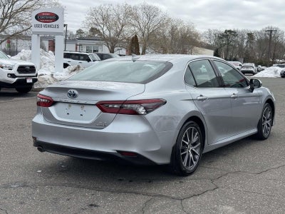 2023 Toyota Camry Hybrid XLE