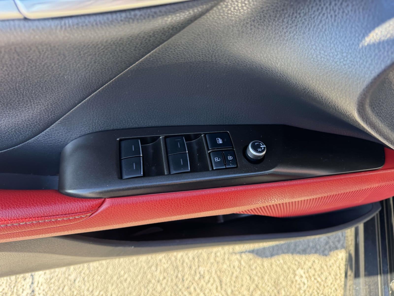 2021 Toyota Camry Hybrid XSE