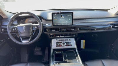 2022 Lincoln Aviator Standard