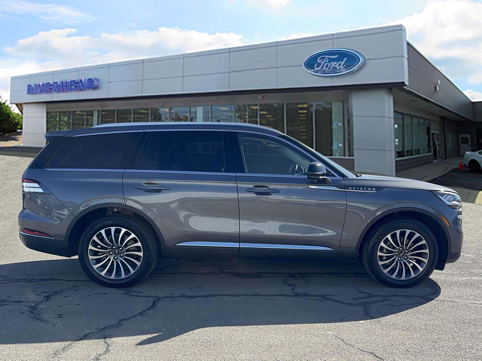 2022 Lincoln Aviator Standard