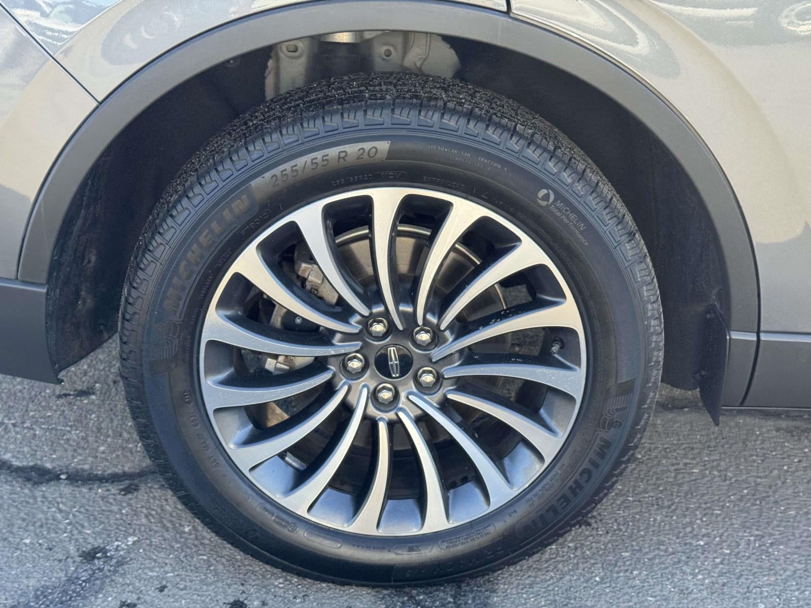 2022 Lincoln Aviator Standard