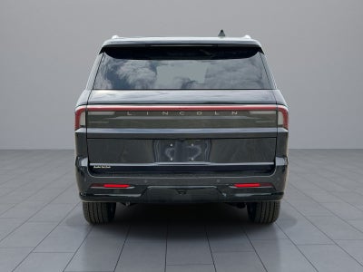 2026 Lincoln Navigator L Reserve