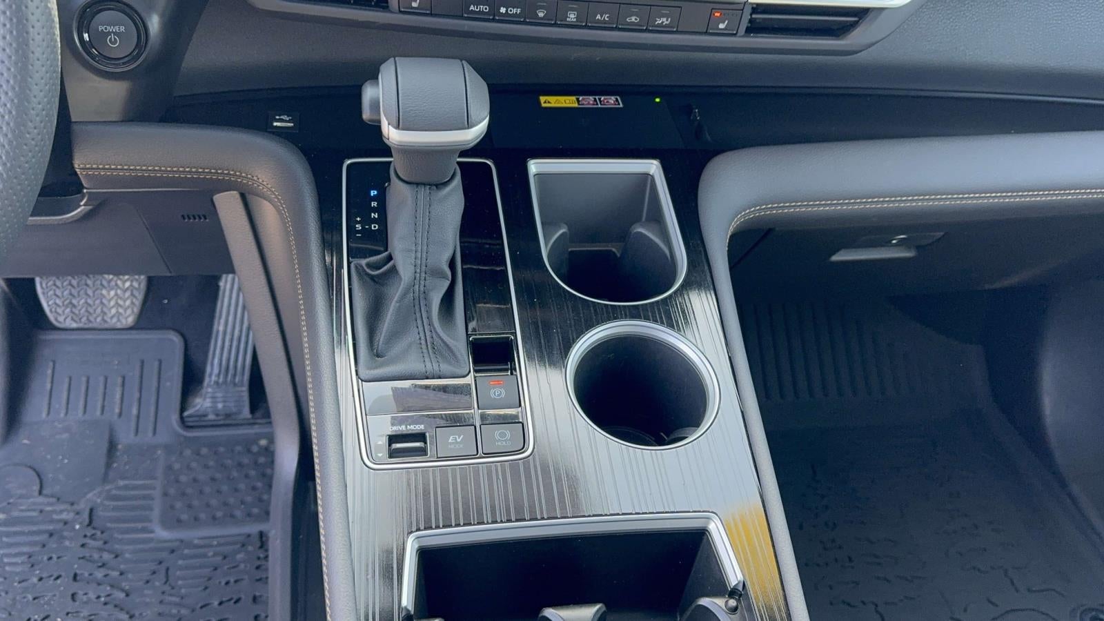 2025 Toyota Sienna Woodland Edition 7 Passenger