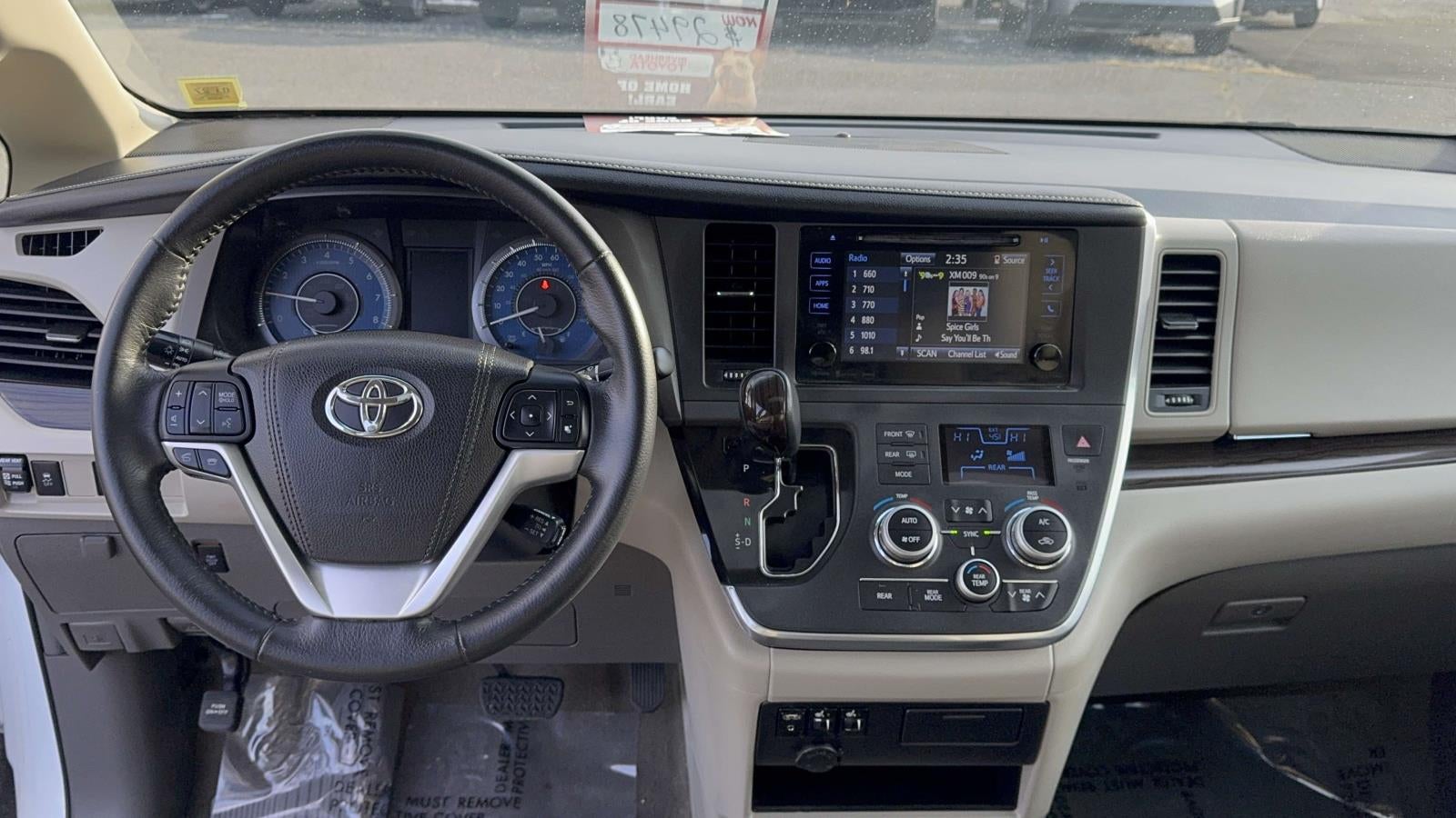 2017 Toyota Sienna XLE Premium 7 Passenger