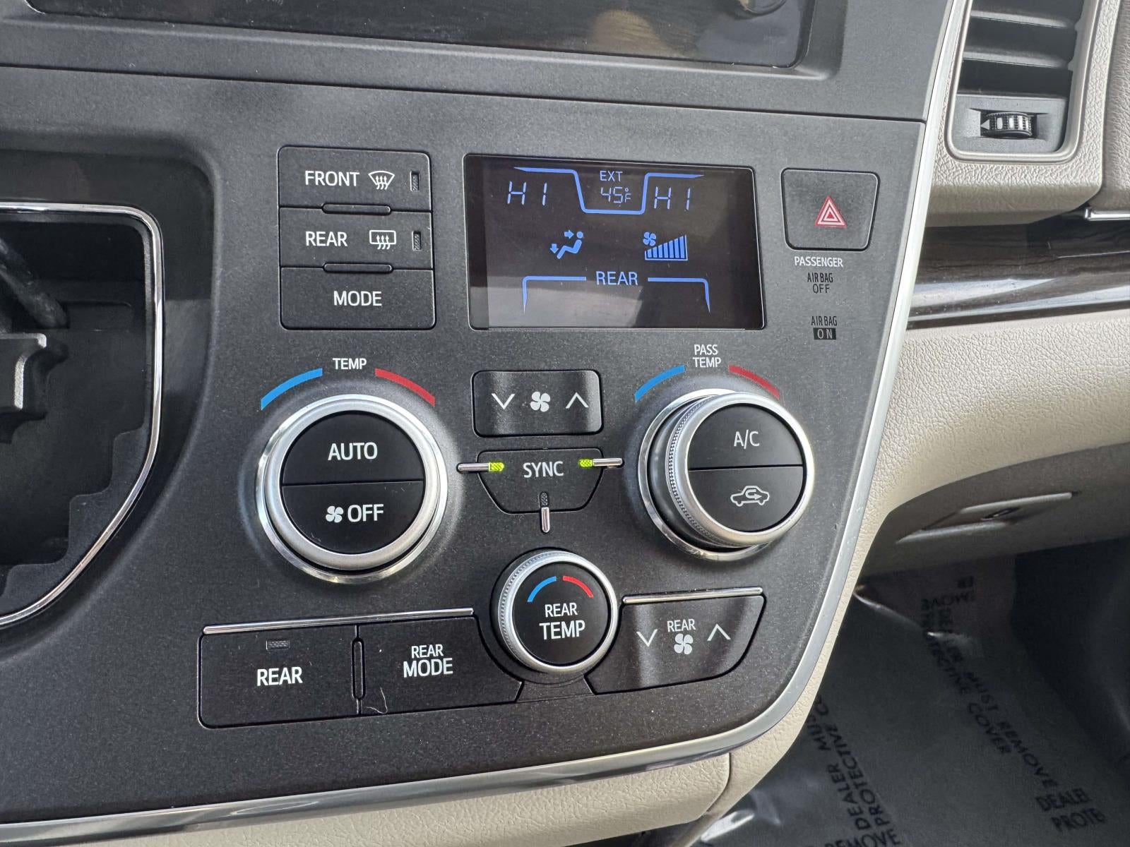 2017 Toyota Sienna XLE Premium 7 Passenger