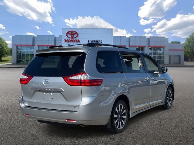 2018 Toyota Sienna XLE 7 Passenger