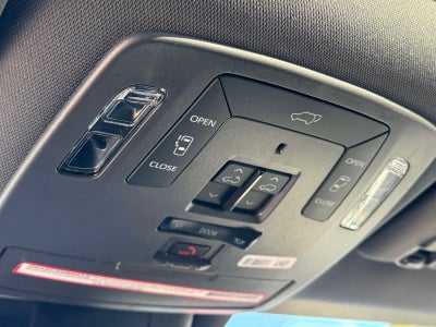 2023 Toyota Sienna Platinum 7 Passenger