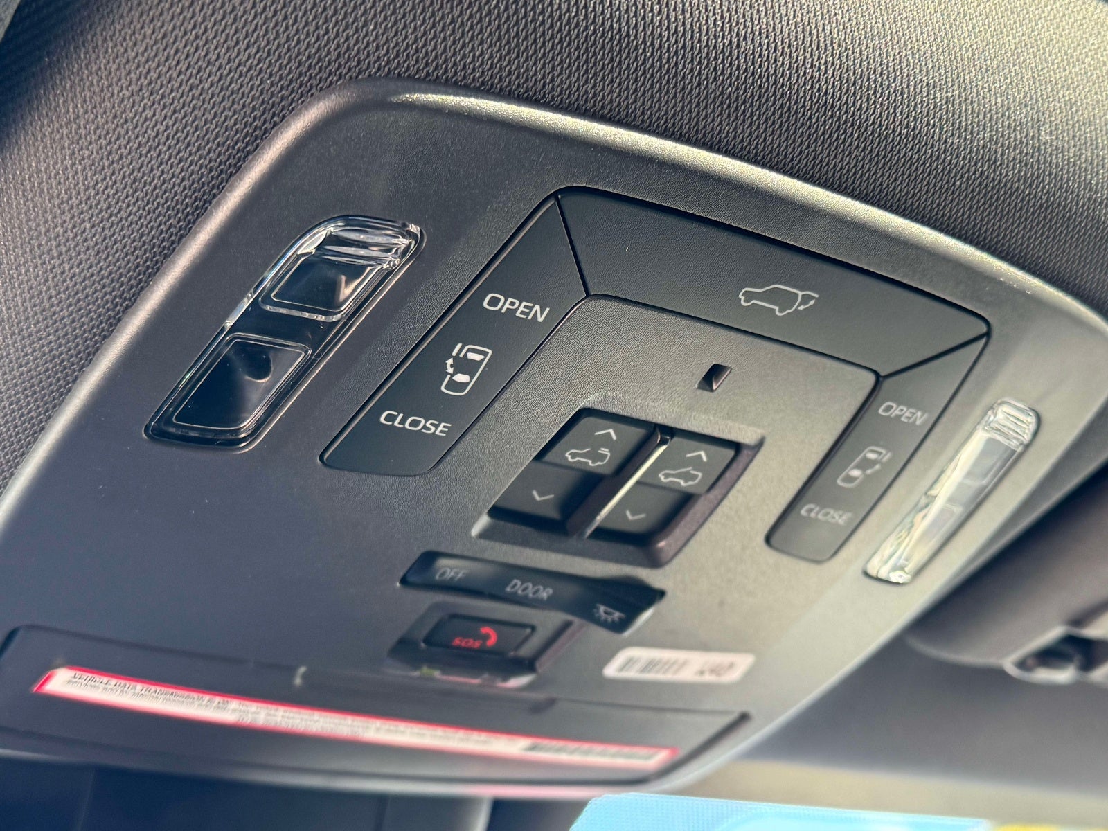 2023 Toyota Sienna Platinum 7 Passenger