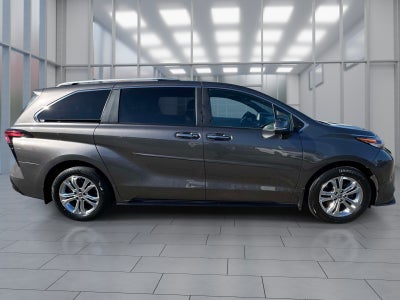 2023 Toyota Sienna Platinum 7 Passenger
