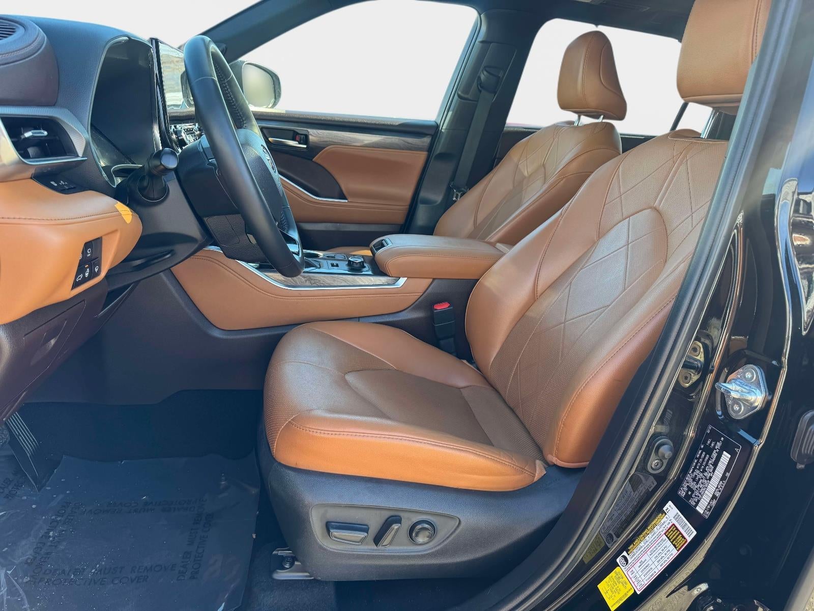 2022 Toyota Highlander Platinum