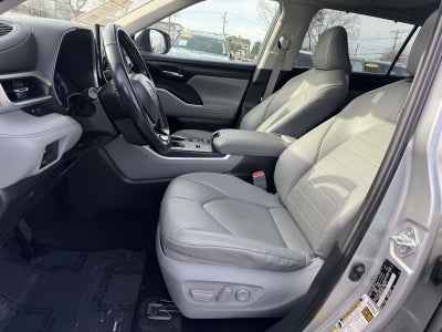 2021 Toyota Highlander Hybrid XLE