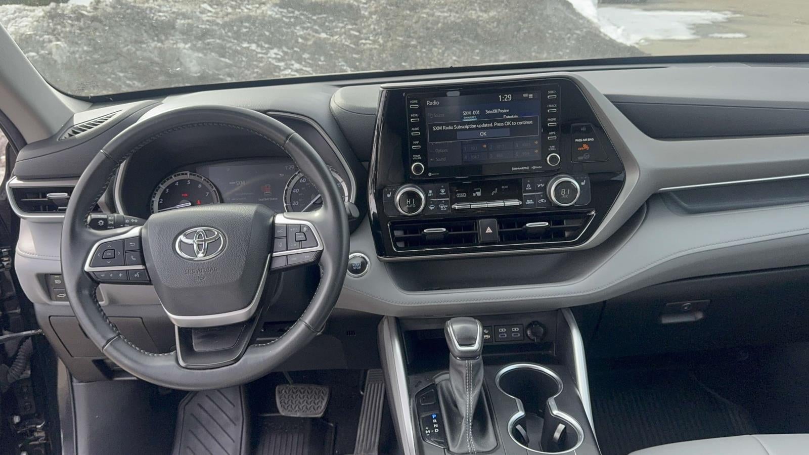 2022 Toyota Highlander XLE