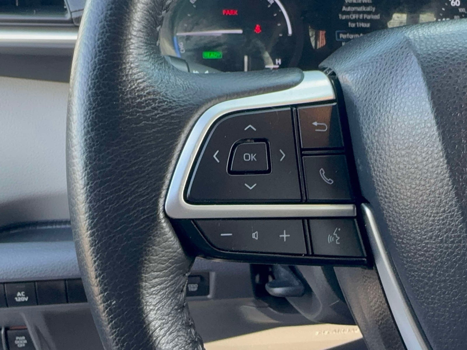 2023 Toyota Sienna XLE 7 Passenger