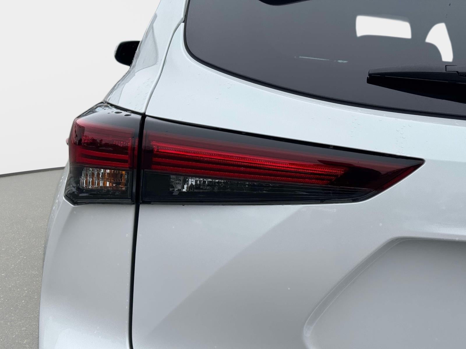 2025 Toyota Highlander Hybrid XLE