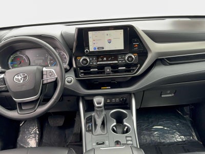 2025 Toyota Highlander Hybrid XLE