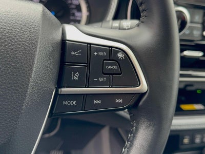 2025 Toyota Highlander Hybrid XLE