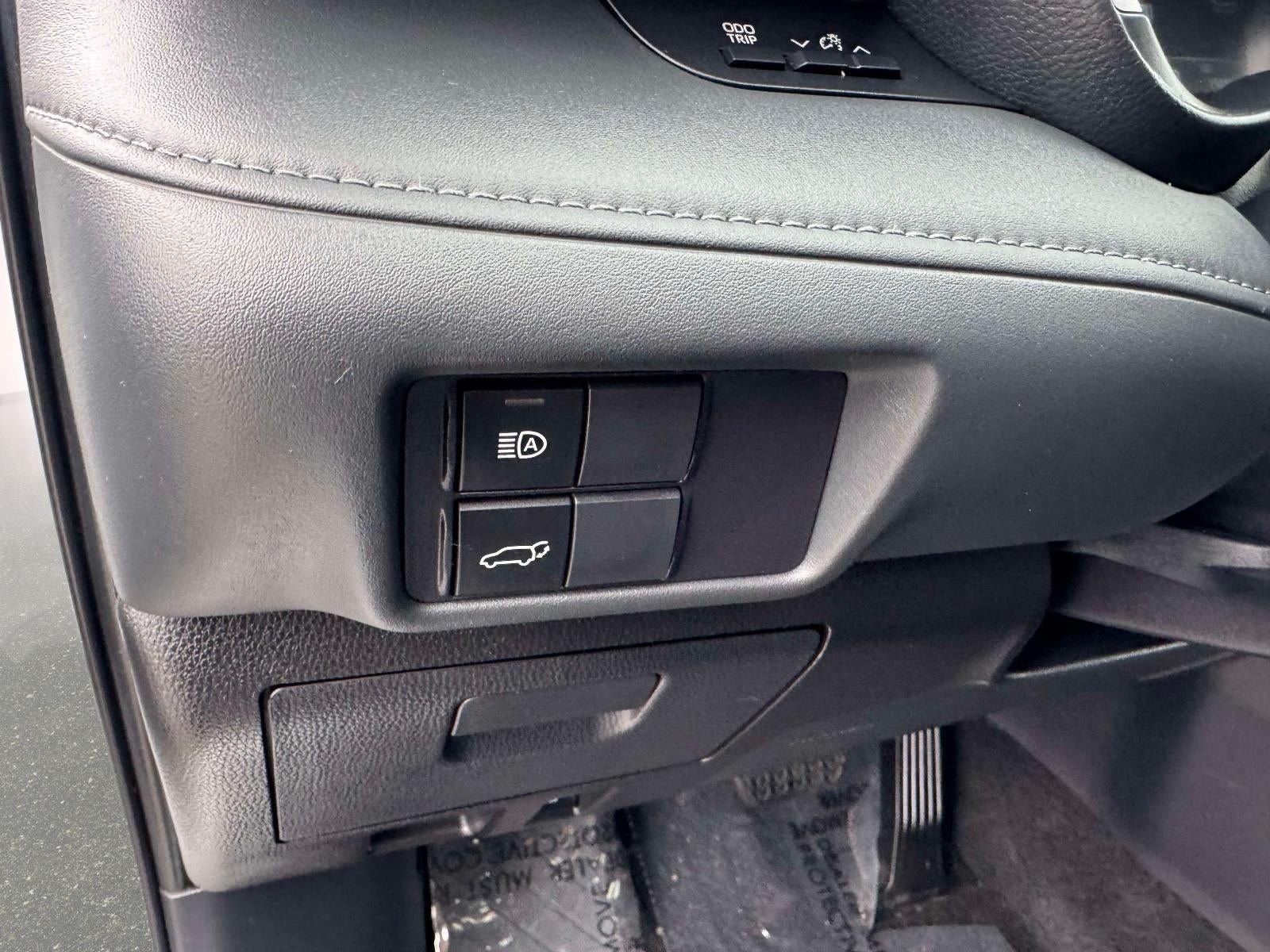 2025 Toyota Highlander Hybrid XLE