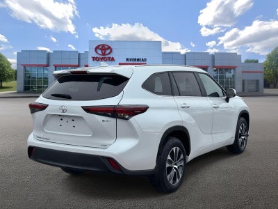 2025 Toyota Highlander Hybrid XLE