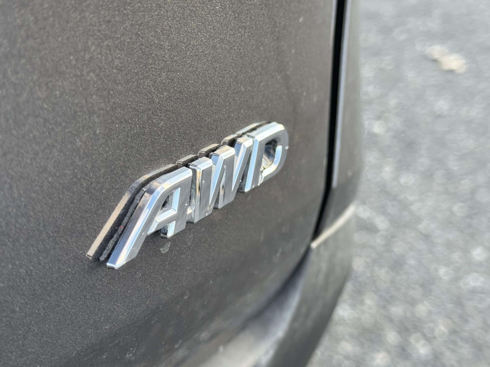 2023 Toyota Sienna LE 8 Passenger