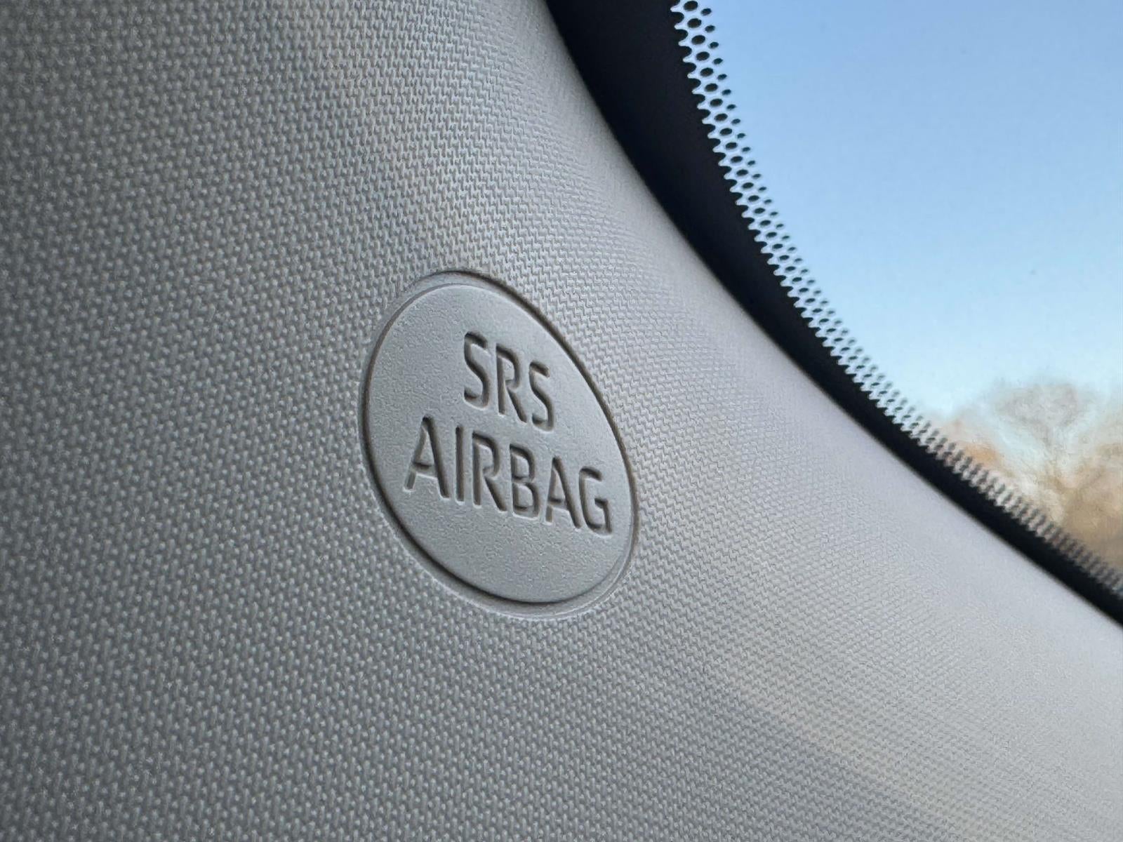 2023 Toyota Sienna LE 8 Passenger