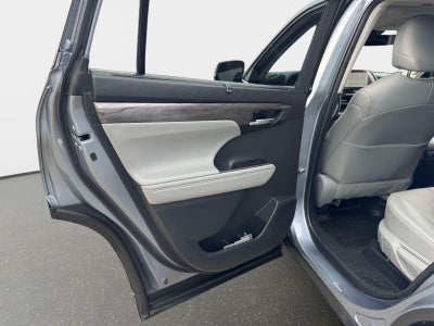 2023 Toyota Highlander Hybrid Limited