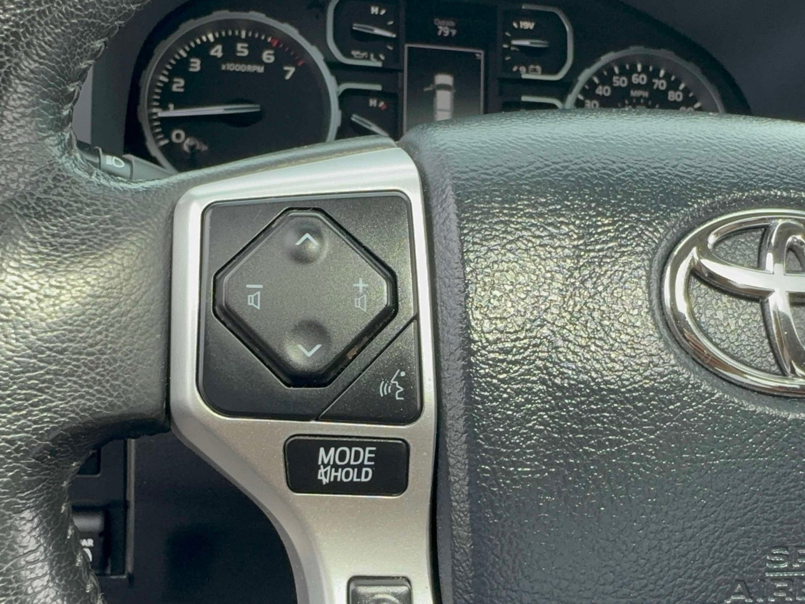 2020 Toyota Tundra Platinum 5.7L V8