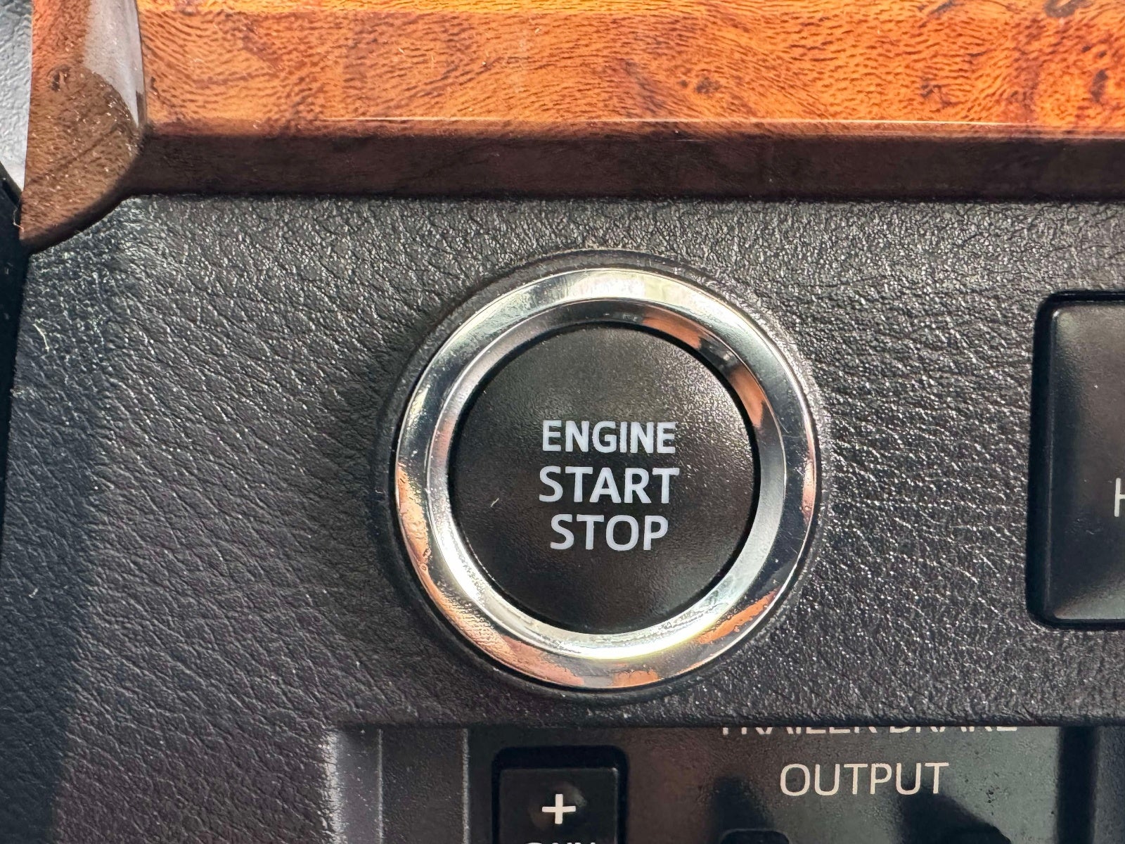 2020 Toyota Tundra Platinum 5.7L V8